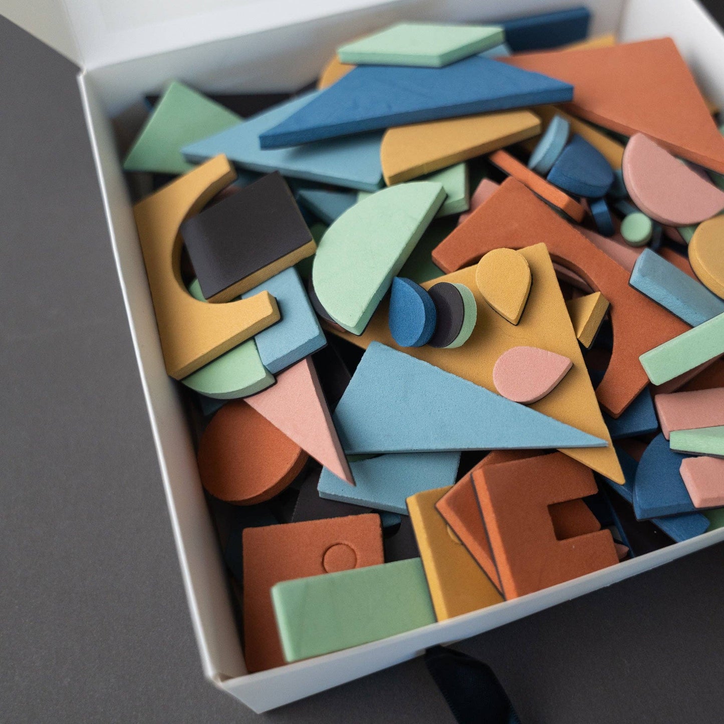 Rainbow Dream 198pc Magnetic Shapes