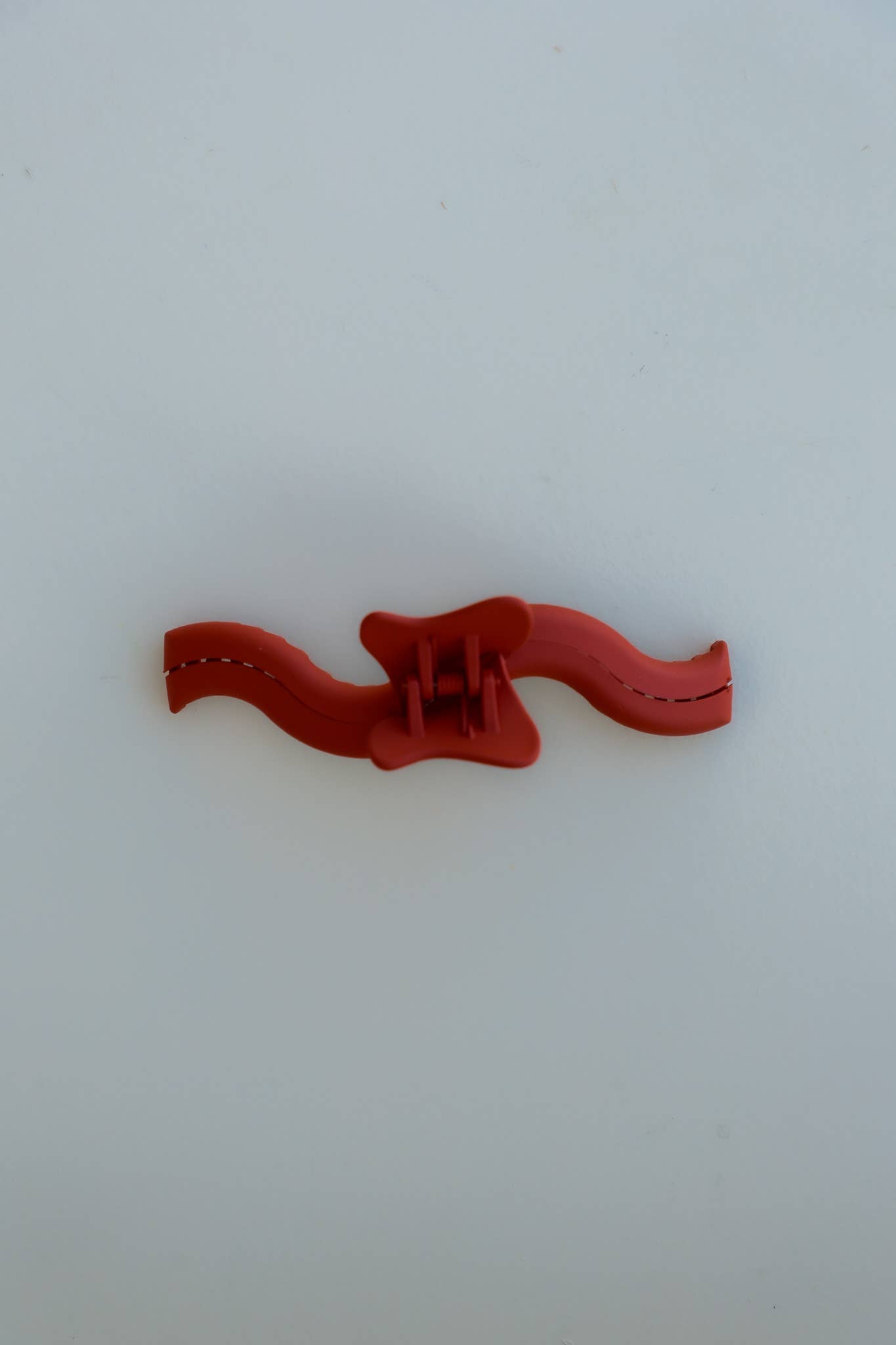 OG Wavy Hold Everything Claw