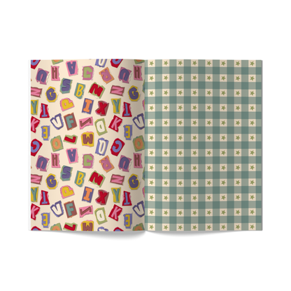 Junk Journal • Scrapbooking Paper Booklet