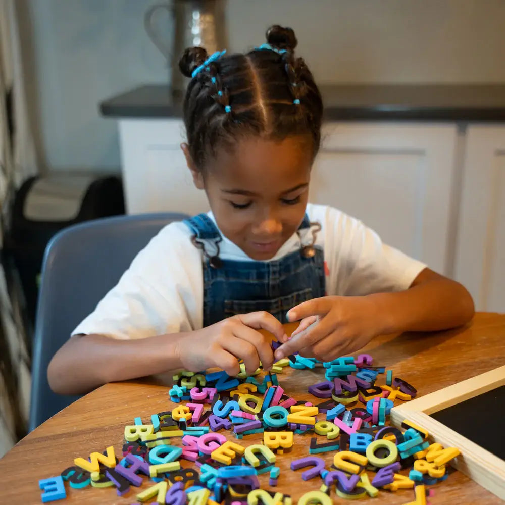 Rainbow Story 1" 200pc Magnetic Letters