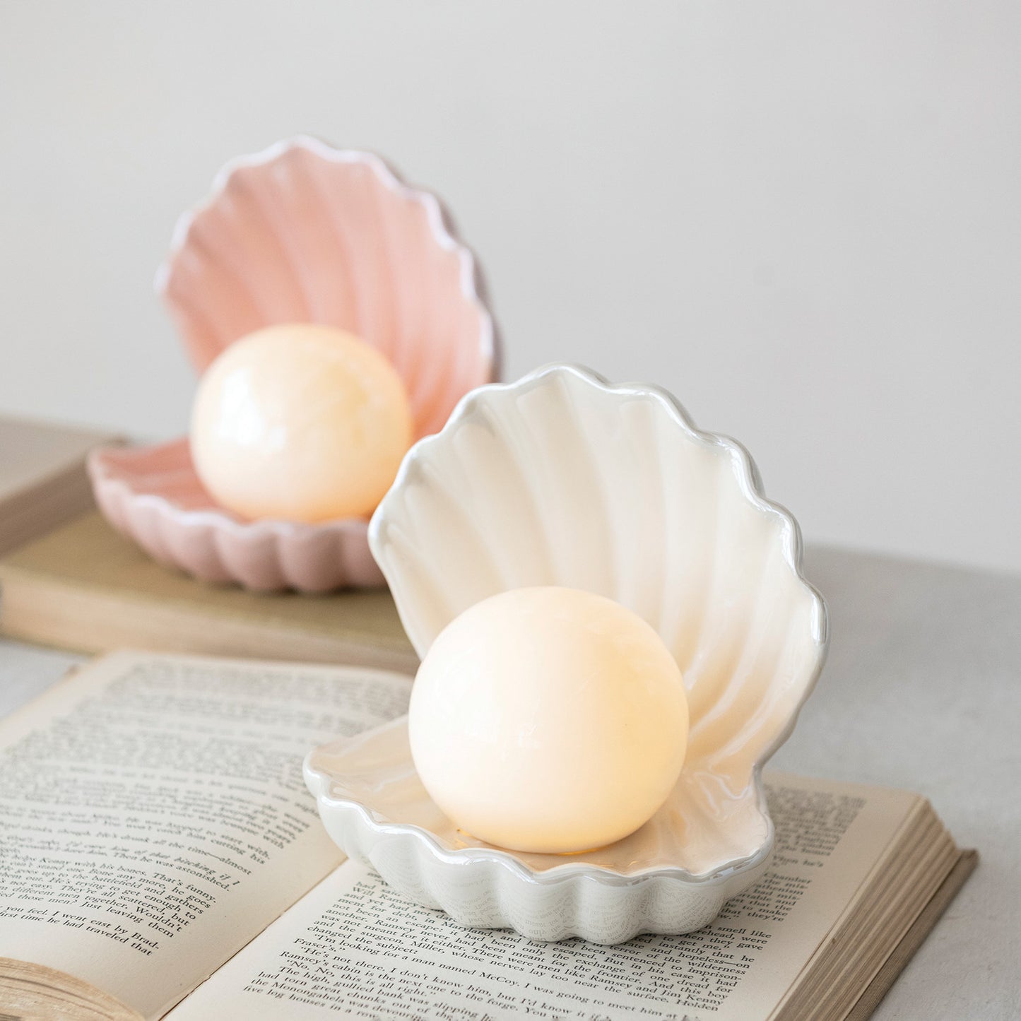 Stoneware Seashell with Removable LED Light