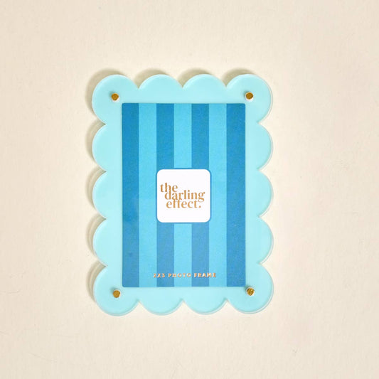 Blue Scalloped Mini Picture Frame Magnet