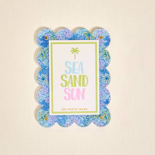 Coastal Cove Scalloped Mini Picture Frame Magnet