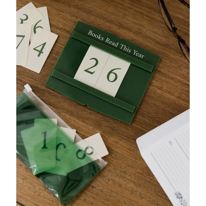 Book Tracker Magnet